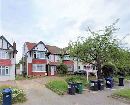 10 🛏️ 5 🛁 | Watford Way, Hendon, NW4 4XA