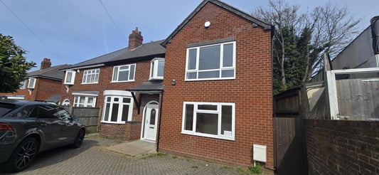 8 🛏️ 5 🛁 | Birmingham New Road, Bilston
