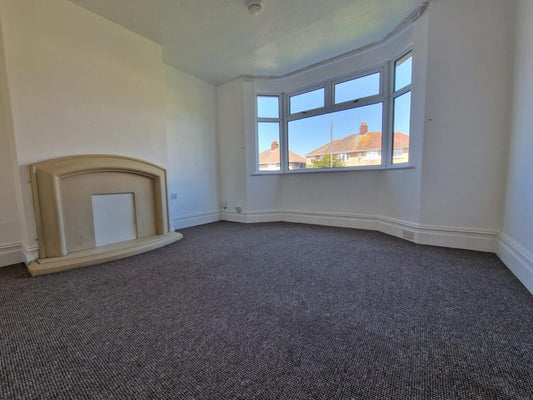 6 🛏️ ? 🛁 | Monks Park Avenue, Bristol