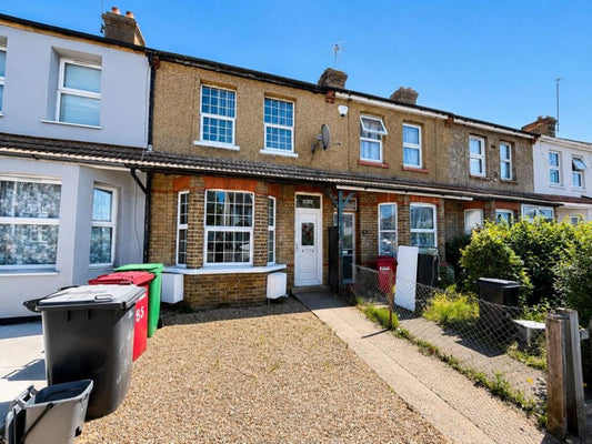 6 🛏️ 6 🛁 | Ragstone Road, Slough