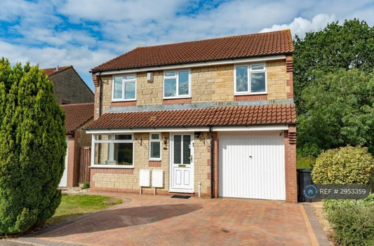 6 🛏️ 4 🛁 | Huckley Way, Bristol, BS32