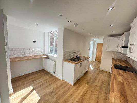 6 🛏️ 6 🛁 | Abbey Road, Smethwick, West Midlands, B67 5LP