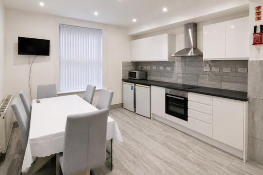 8 🛏️ ? 🛁 | Granville Road, Liverpool, Merseyside, L15