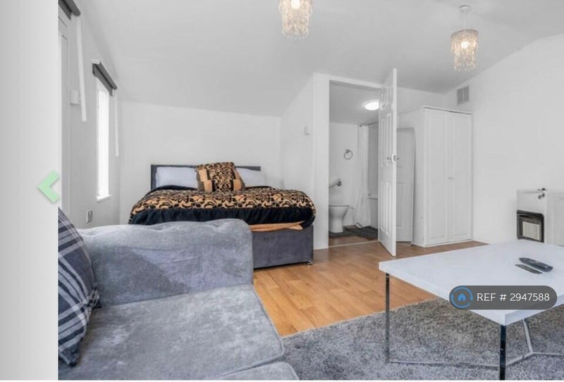 1 🛏️ 1 🛁 | Burdiehouse Rd, Edinburgh, EH17