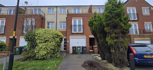 3 🛏️ 3 🛁 | Princethorpe Road, Willenhall
