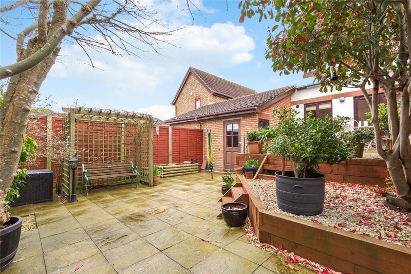 2 🛏️ 2 🛁 | Henge Way, Portslade, Brighton, East Sussex, BN41