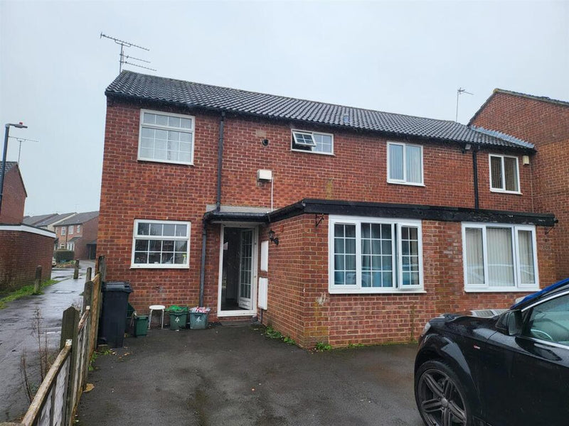 5 🛏️ 2 🛁 | Chevening Close, Stoke Gifford, Bristol