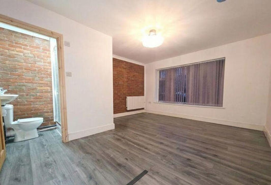 6 🛏️ 3 🛁 | Brearley Street, Handsworth, B21