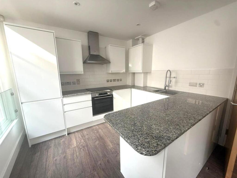 2 🛏️ 3 🛁 | Hanningtons Lane, Brighton